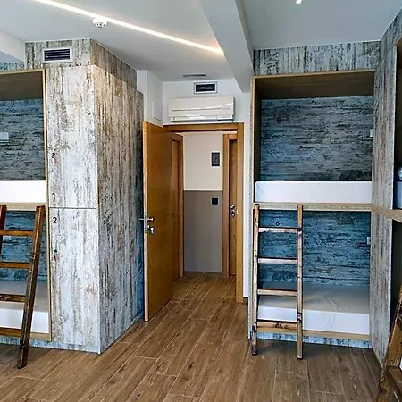 Thostel Otel