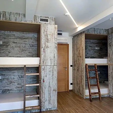 Thostel Otel Santiago de Compostela