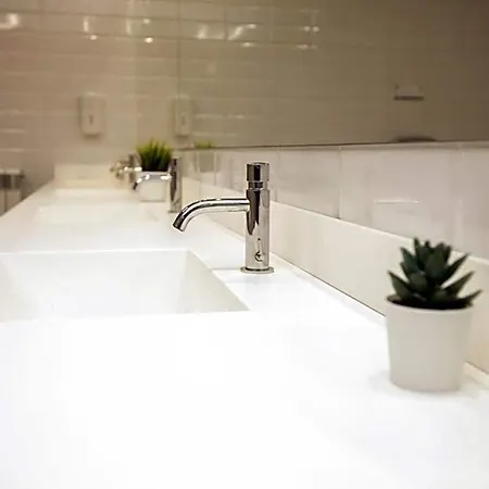 Otel Thostel